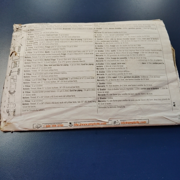 Simplicity Sewing Pattern 8044 Decorative Throw Couch Chair Bed Pillows - Picture 3 of 4